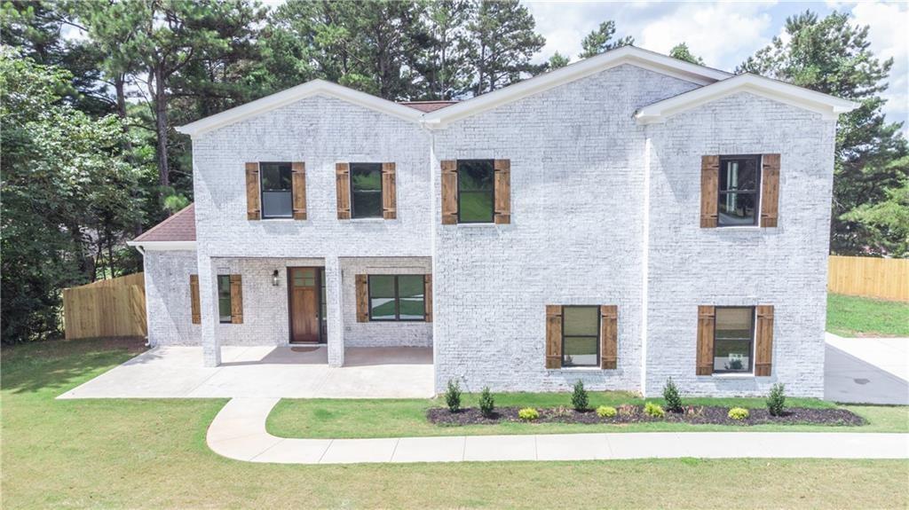 1230 Shallowford Road