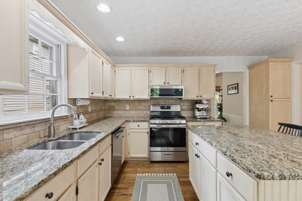 3765 Shallow Court