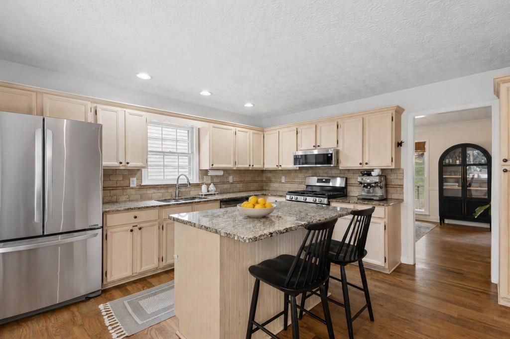 3765 Shallow Court