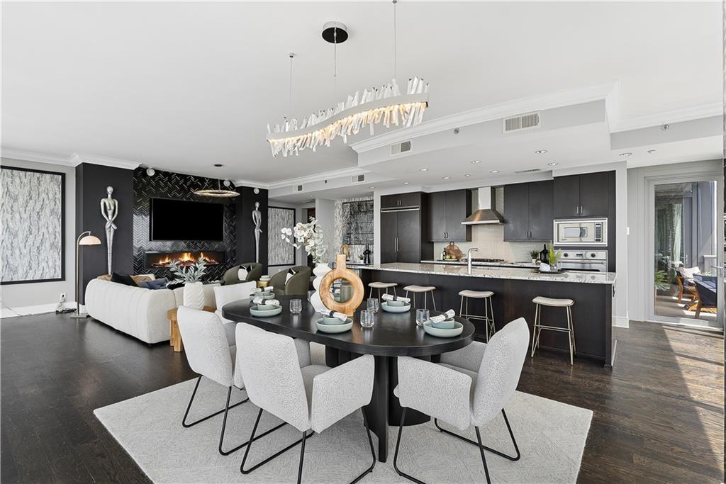 3630 Peachtree Road NE Unit 2404