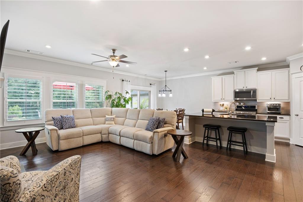 357 Woodridge Pass