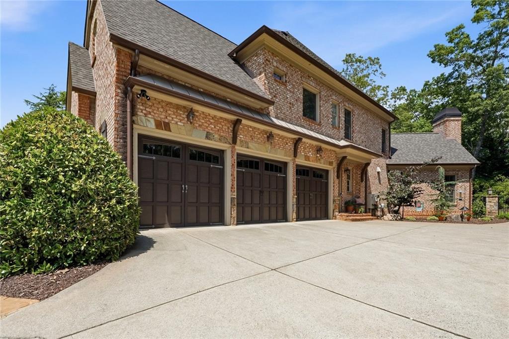 13335 Bishops Court