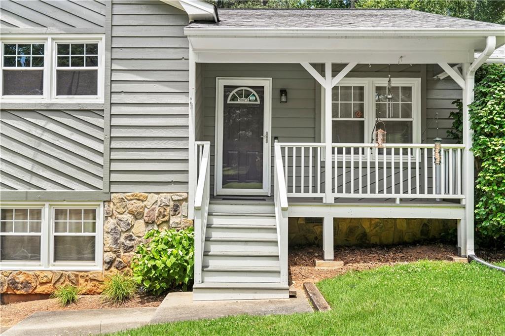 204 Bascomb Lane
