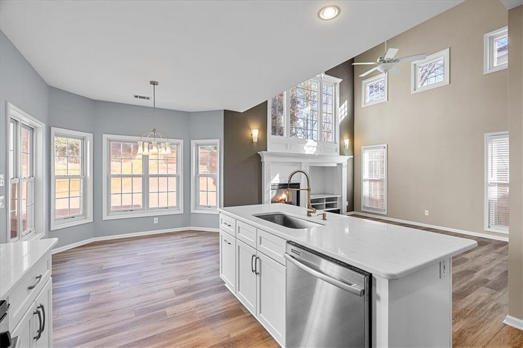 1100 Olde Roswell Grove