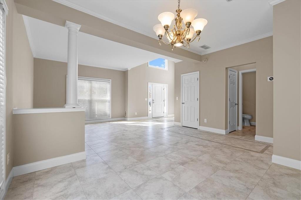 1100 Olde Roswell Grove