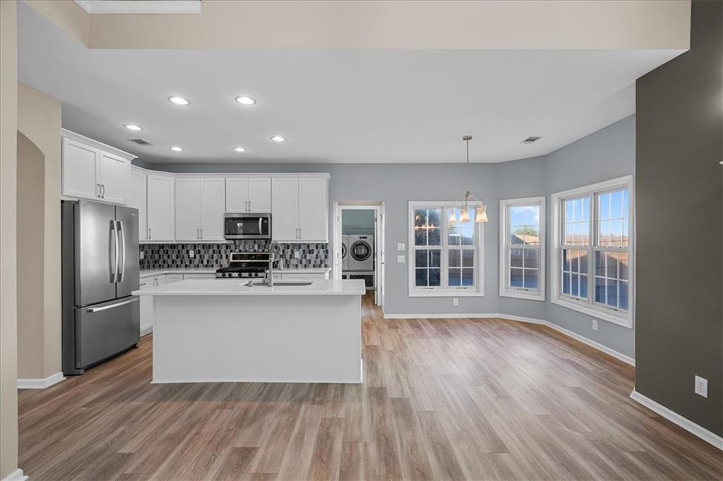 1100 Olde Roswell Grove