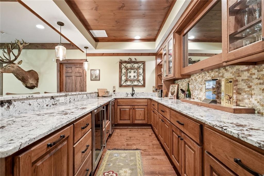 1540 Bramble Bush Way