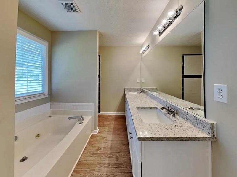 3925 Riversong Drive