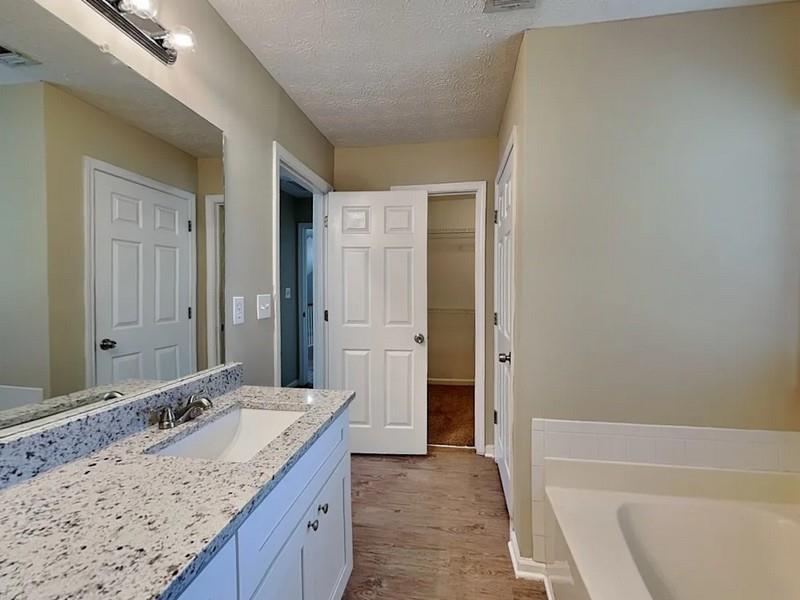 3925 Riversong Drive