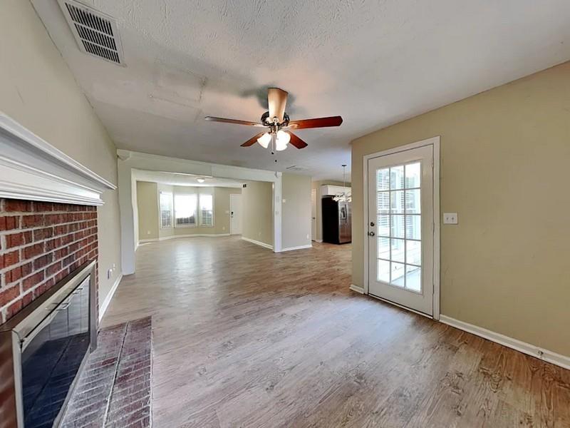 3925 Riversong Drive