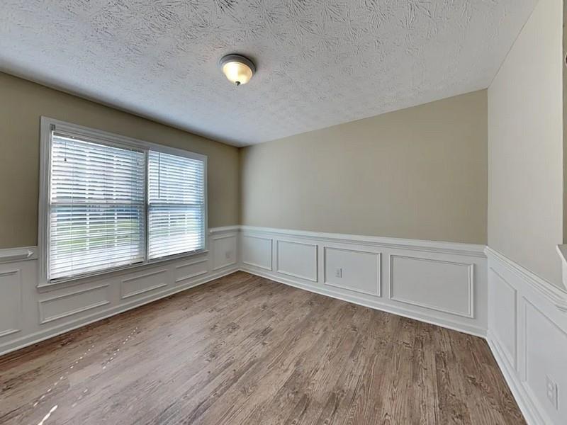 3925 Riversong Drive