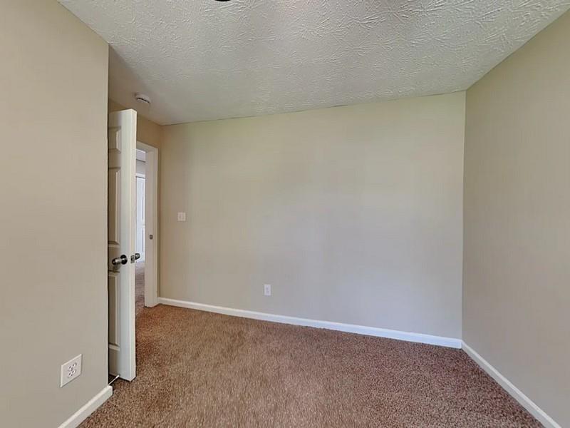 3925 Riversong Drive