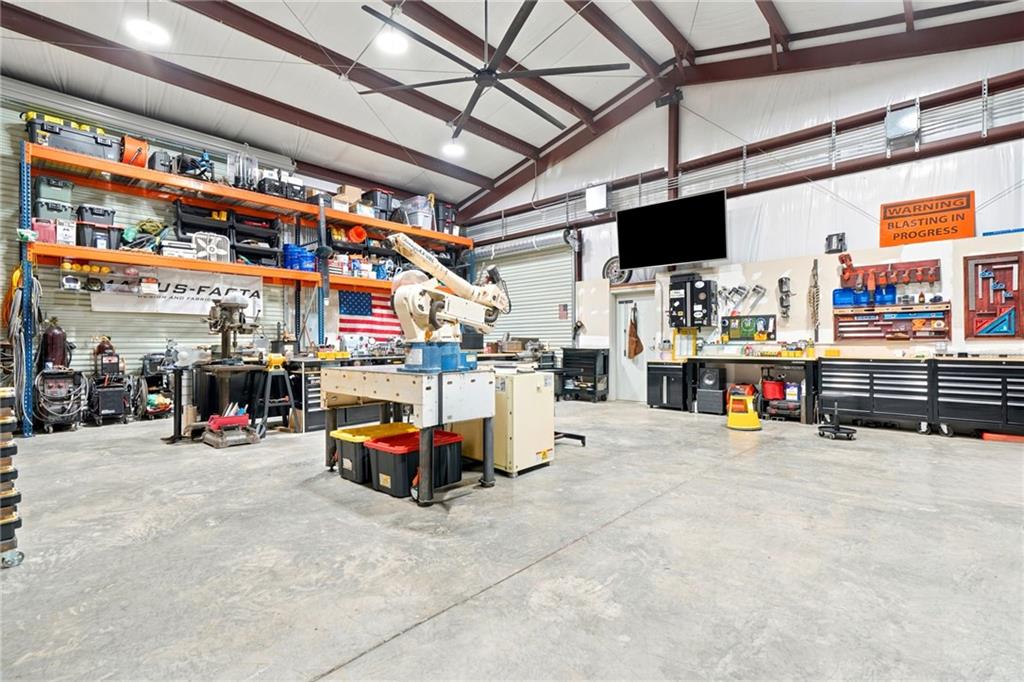 6100 Henderson Mountain Road