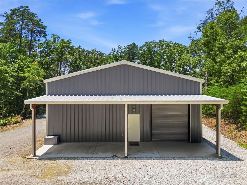 6100 Henderson Mountain Road