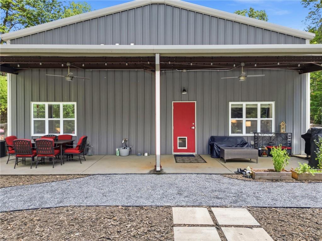 6100 Henderson Mountain Road
