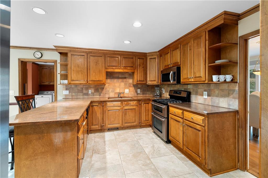 2792 Crown Mill Court