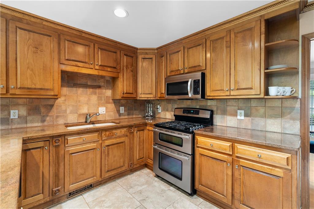 2792 Crown Mill Court
