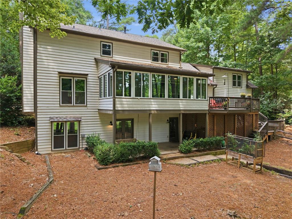 10145 Cresent Hill Lane