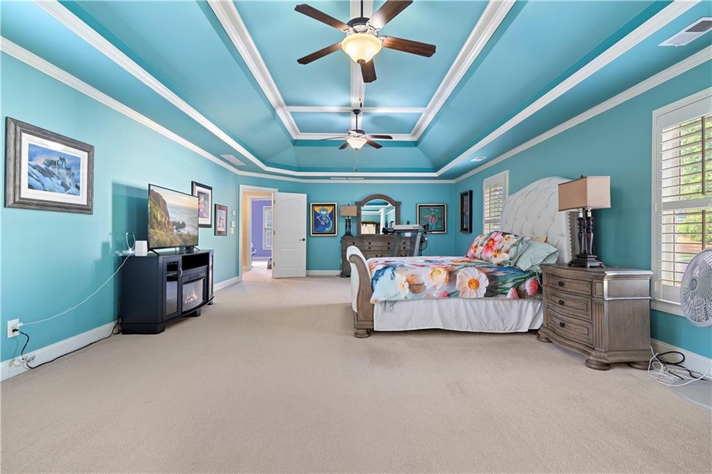 321 River Green Avenue