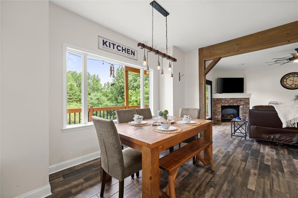 15 Hyalite Road E