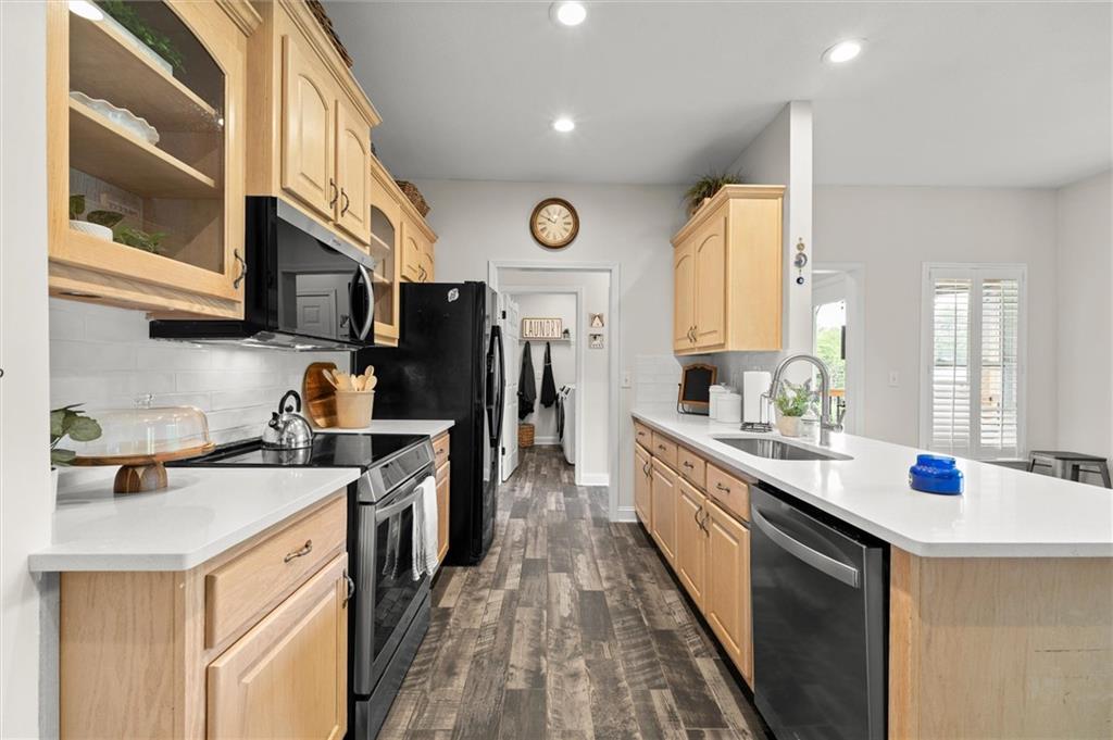 15 Hyalite Road E