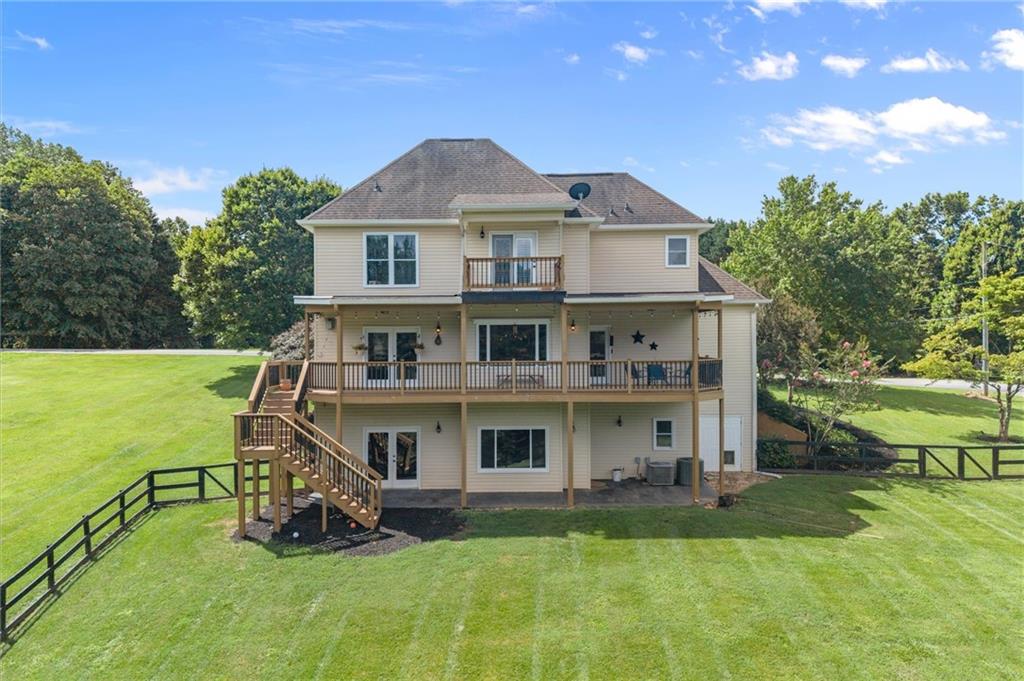 15 Hyalite Road E