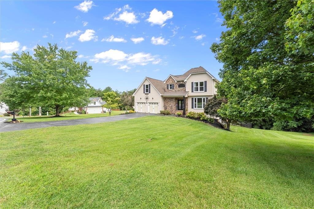 15 Hyalite Road E