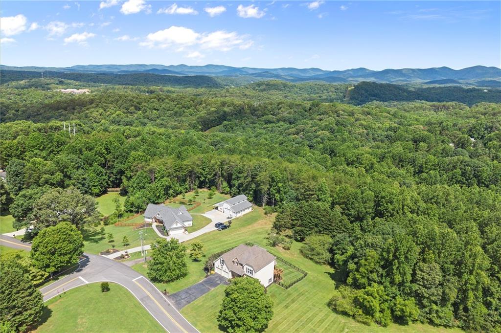 15 Hyalite Road E