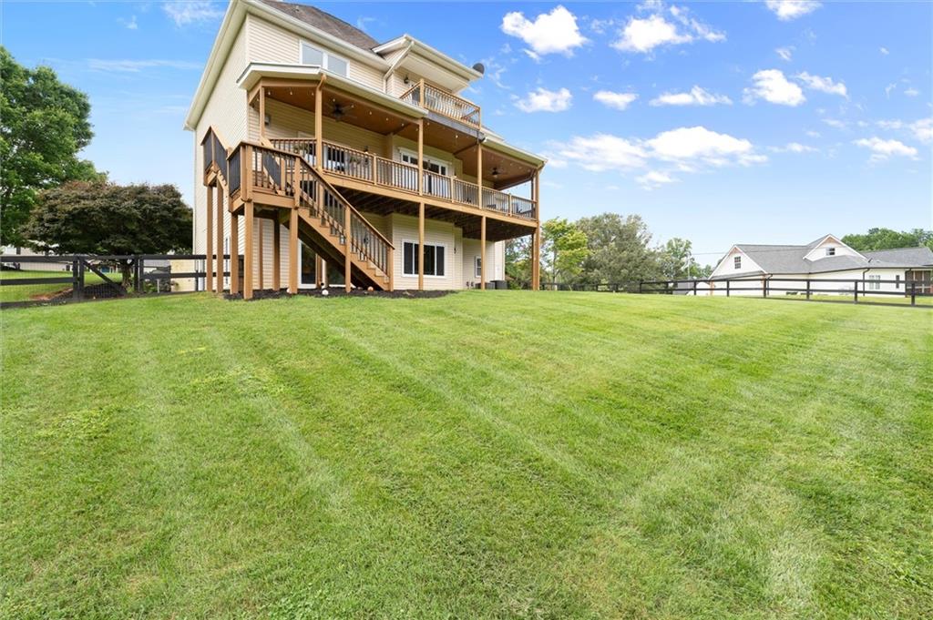 15 Hyalite Road E
