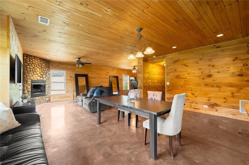 15 Hyalite Road E