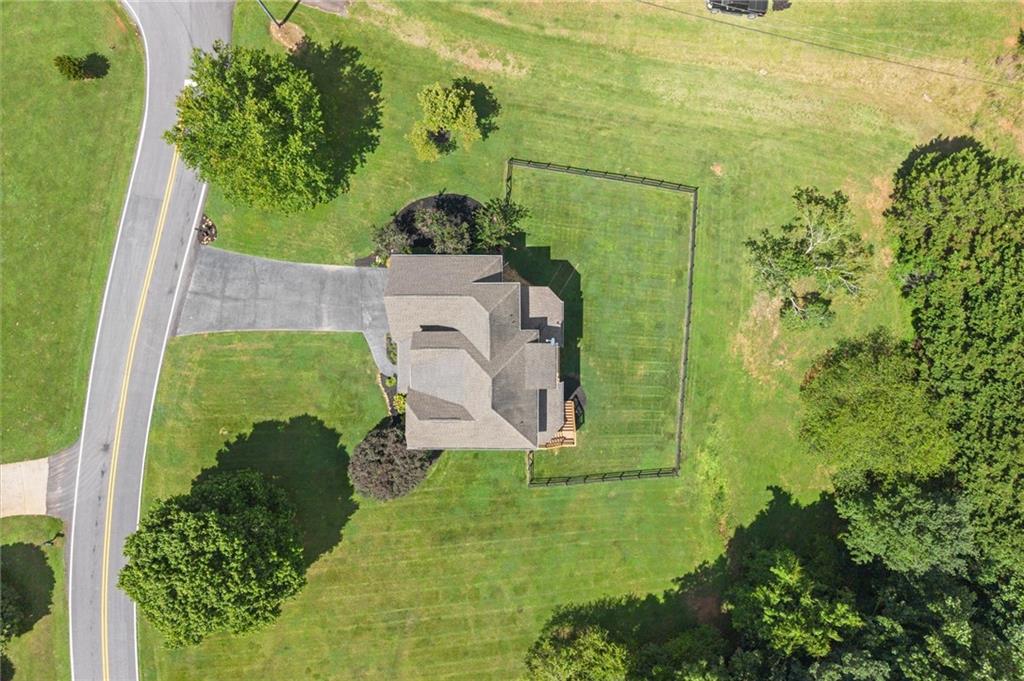 15 Hyalite Road E