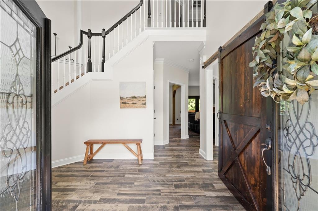 15 Hyalite Road E