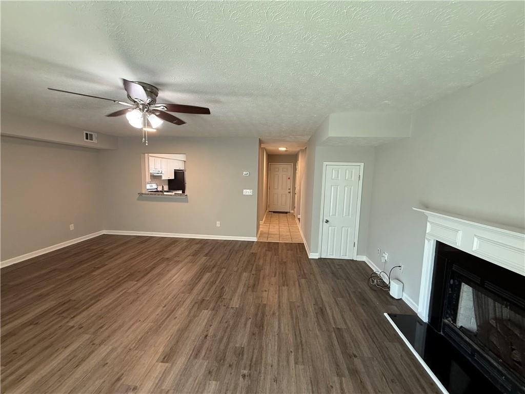 3681 Hopkins Crossing SW