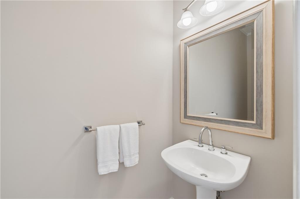 420 Dunhill View Court