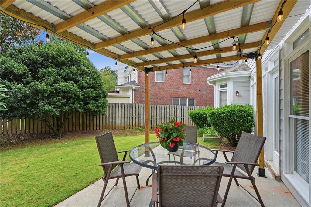 2485 Chestnut Landing