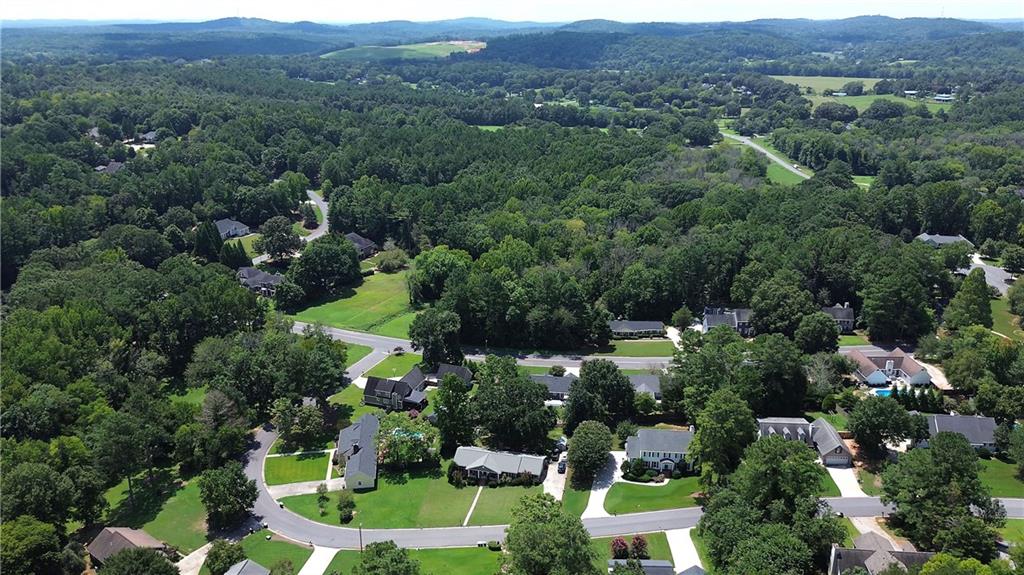 7 Valley Brook Drive SE