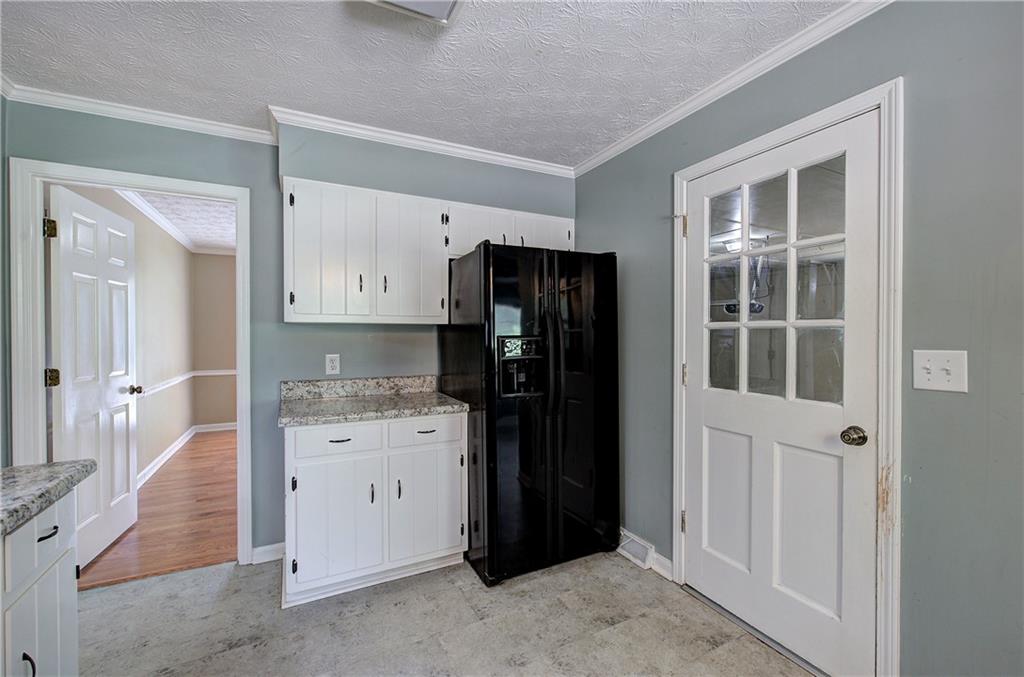 7 Valley Brook Drive SE