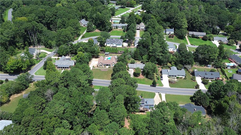 7 Valley Brook Drive SE