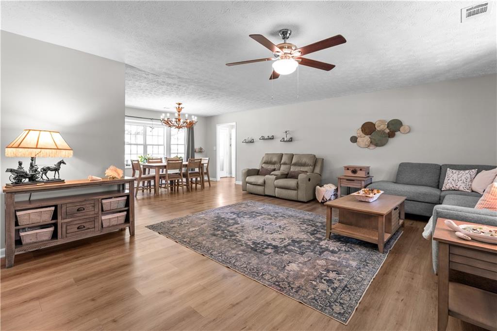 23 Oakwood Drive