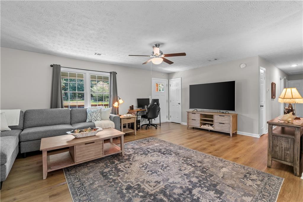 23 Oakwood Drive