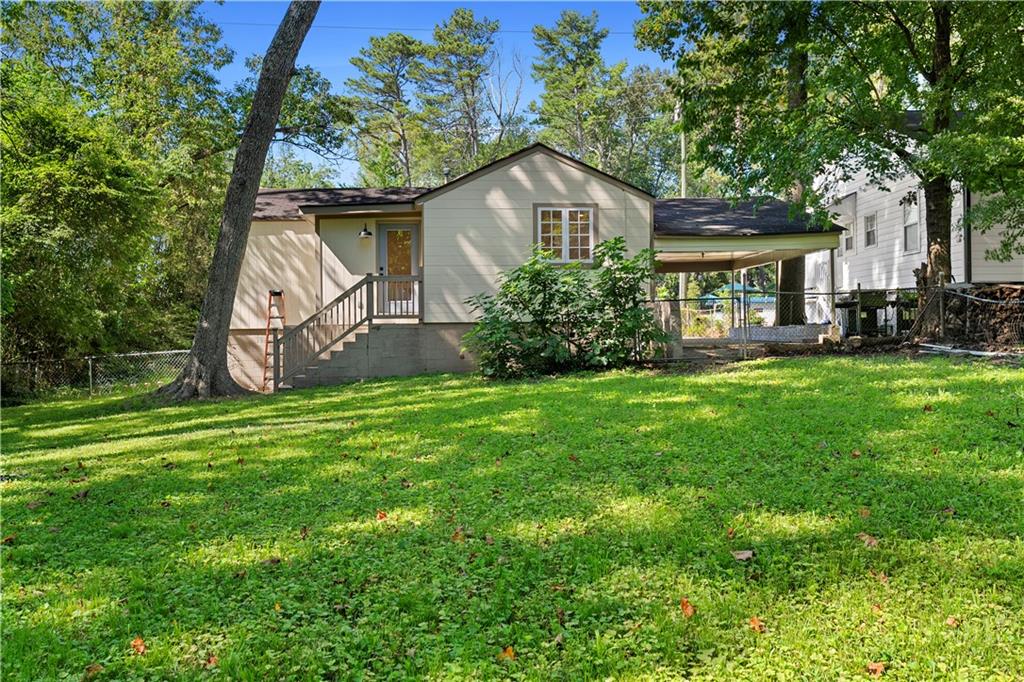 138 W Dixie Avenue SE