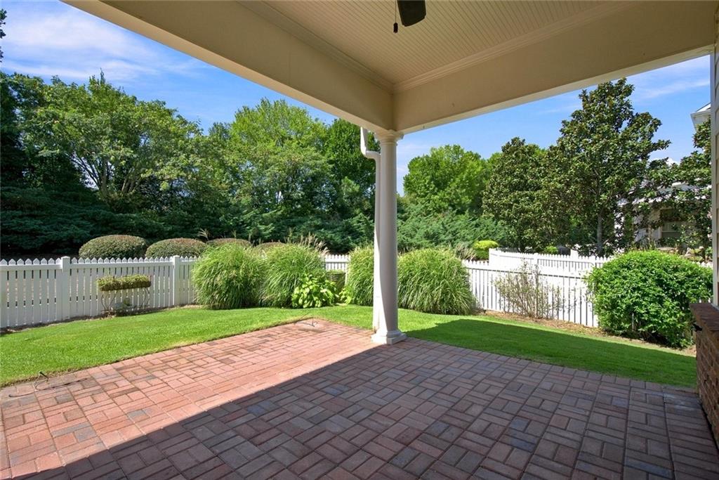 2117 Mcfarlin Lane