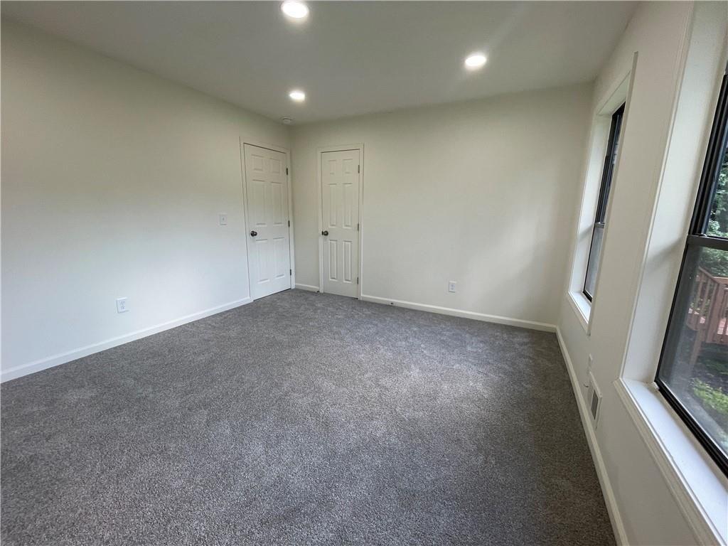 106 Spring Way