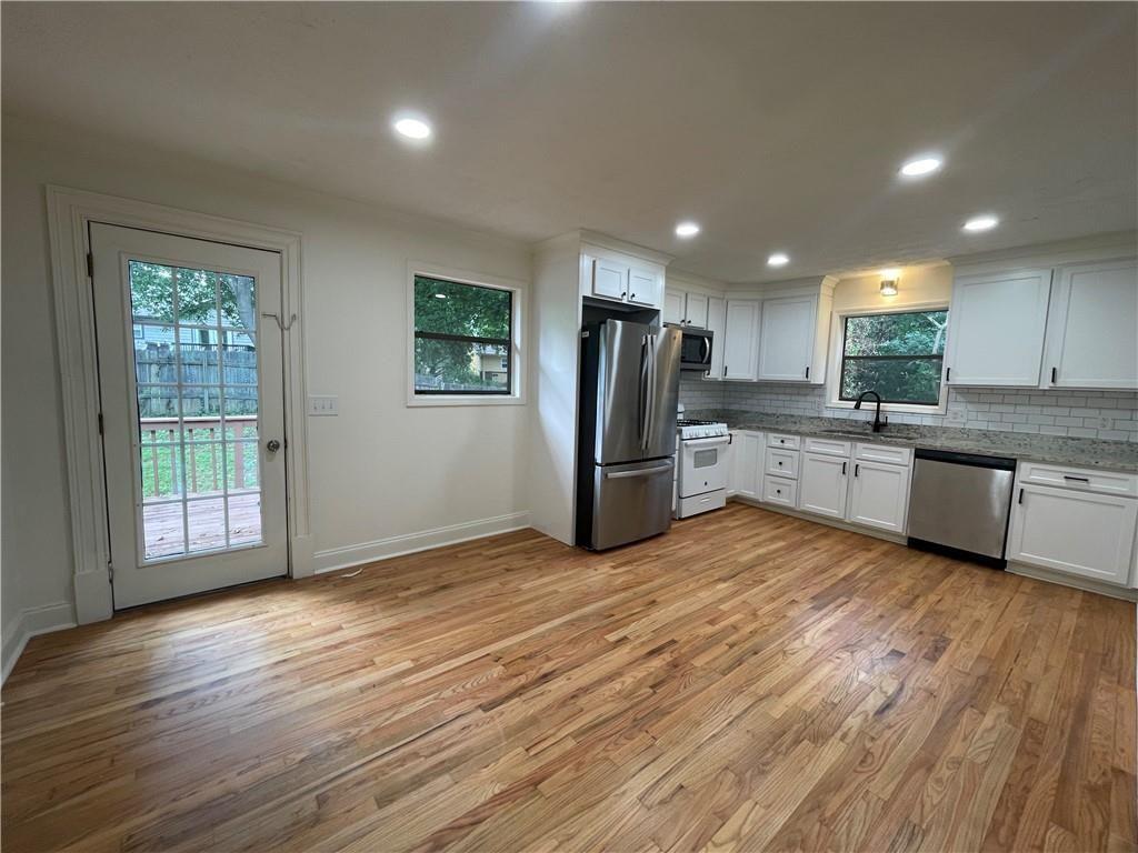 106 Spring Way