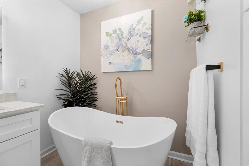 116 Kenninghall Court SE Unit 9