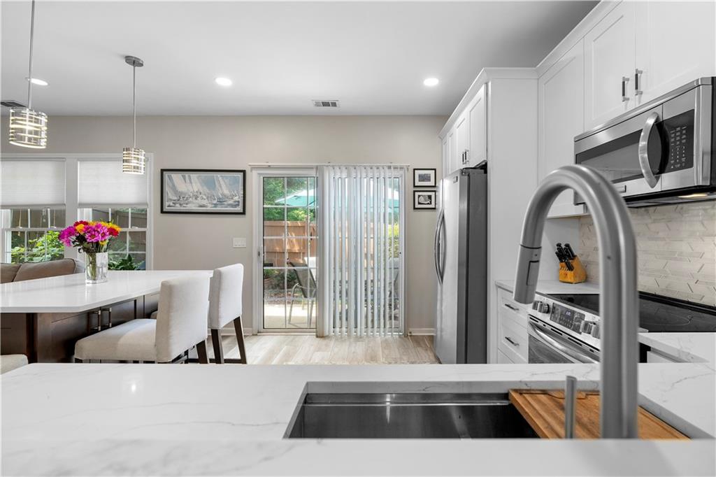 116 Kenninghall Court SE Unit 9