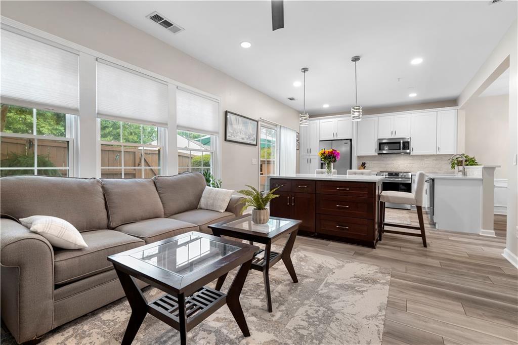 116 Kenninghall Court SE Unit 9