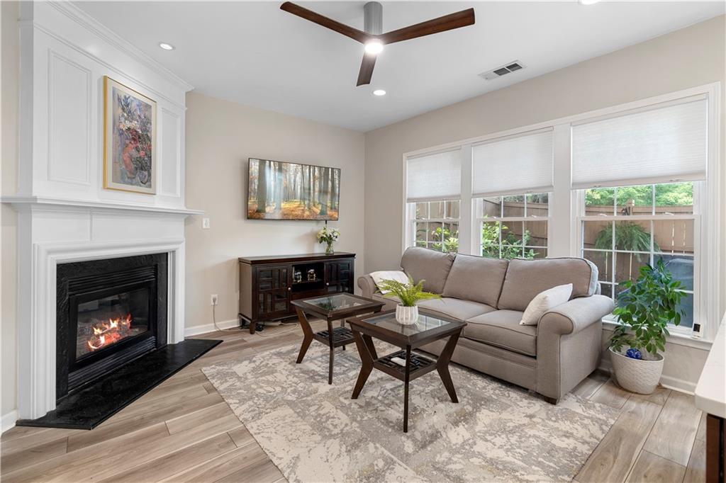 116 Kenninghall Court SE Unit 9