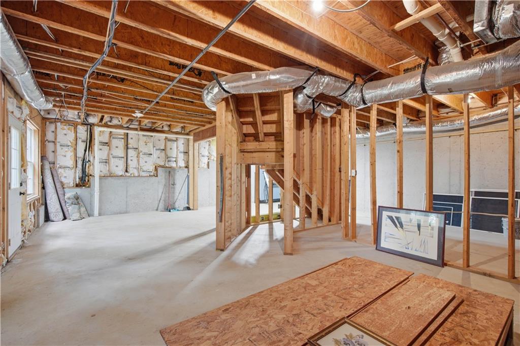 4050 Shelby Lane