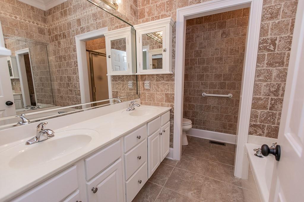 1950 Buford Dam Road Unit 605